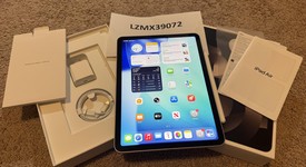 Mint
													Apple iPad Air 5th Gen - Wi-Fi, Starlight, 256 GB, A2588, photo 2 of 10