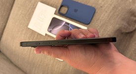 Mint
													Apple iPhone 16 Pro Max - Unlocked, Black, 256 GB, A3084, photo 4 of 6