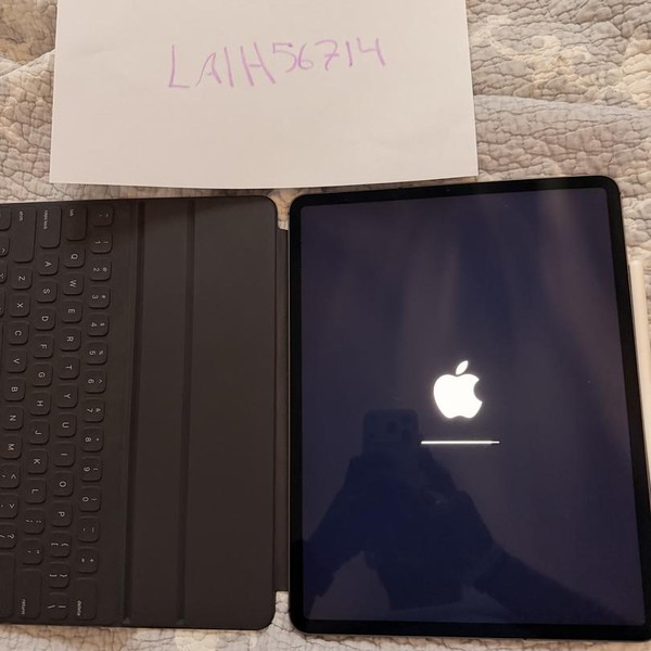 Apple iPad Pro 12.9 inch 3rd Gen 2018 - Unlocked, 1 TB, Gray, A2014
