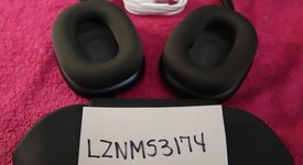 Used
													Apple AirPods Max USB-C - Midnight, photo 4 of 8