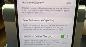 Good
													Apple iPhone 13 - Unlocked, Starlight, 128 GB, A2482, photo 4 of 10