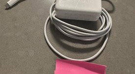 Good
													MacBook Pro 2017 (No Touch Bar) - 13" - I5, Silver, 256 GB, 8 GB, photo 2 of 6