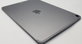 Mint
													Apple iPad Air 11" (M3) 2025 - Unlocked, Gray, 128 GB, photo 2 of 5