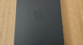 Mint
													Apple iPhone 16 - Unlocked, Black, 128 GB, A3081, photo 5 of 12