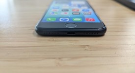 Good
													Apple iPhone SE 3rd Gen 2022 - Unlocked, Midnight, 64 GB, A2595, photo 3 of 12
