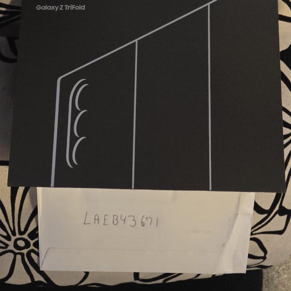 Galaxy Z Trifold - Unlocked, 512 GB, Crafted Black, 16 GB, SM-F968U1