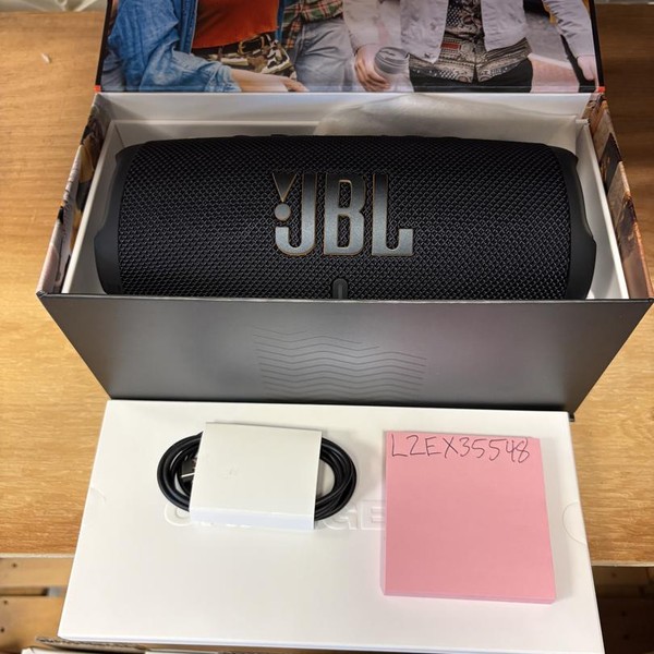 JBL Charge 5 - Black
