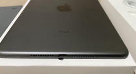Mint
													Apple iPad Mini 5th Gen - Wi-Fi, Gray, 64 GB, photo 5 of 5