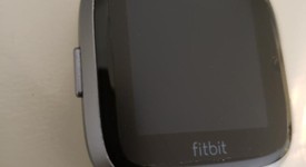 Mint
													Fitbit Versa Special Edition - Gray, photo 5 of 7