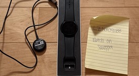 Good
													Samsung Galaxy Watch4 - Unlocked, Custom, 40mm, Bespoke Edition, photo 2 of 2