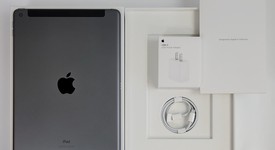 Good
													Apple iPad 9th Gen - Unlocked, Gray, 64 GB, A2603, photo 1 of 9