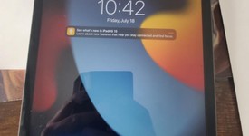 Mint
													Apple iPad 7th Gen - Unlocked, Gray, 32 GB, A2200, photo 3 of 16