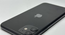 Mint
													Apple iPhone 11 - Unlocked, Black, 64 GB, A2111, photo 3 of 6