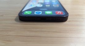 Good
													Apple iPhone 12 - Unlocked, Black, 64 GB, A2172, photo 3 of 14