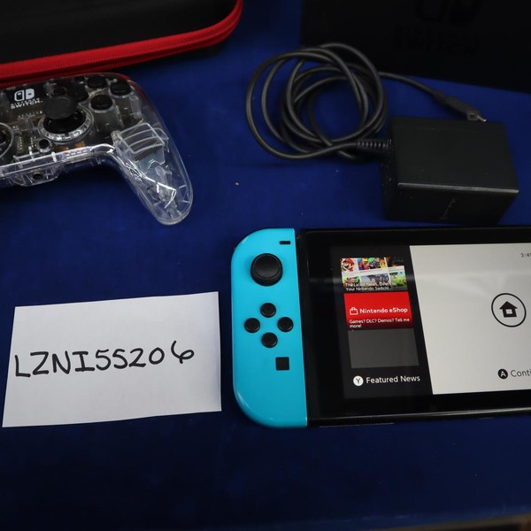 Nintendo Switch - 32 GB, Red & Blue