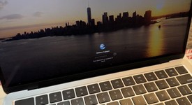 Mint
													MacBook Air 2025 (M4) - 13" - Apple M4, Sky Blue, 256 GB, 16 GB, photo 5 of 14
