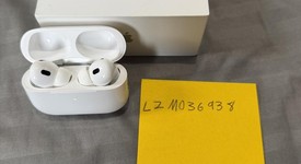Used
													Apple AirPods Pro 2 - USB-C, photo 4 of 9