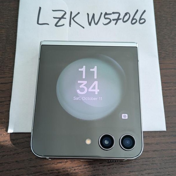 Samsung Galaxy Z Flip5 - Unlocked, 512 GB, Mint, 8 GB, SM-F731U1