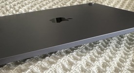 Mint
													Apple iPad Air 5th Gen - Wi-Fi, Purple, 64 GB, A2588, photo 3 of 9