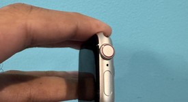 Mint
													Apple Watch SE 2nd Gen 40mm - Unlocked, Starlight, A2726 - Cellular, Aluminum, photo 6 of 6