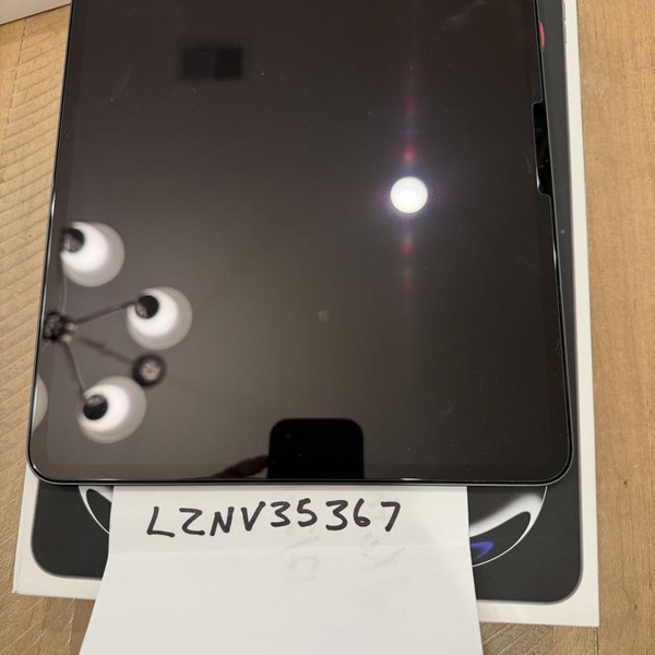 Apple iPad Pro 13 inch (M4) 2024 - Wi-Fi, 256 GB, Black, 8 GB, A2925, Standard Glass