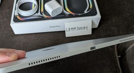 Mint
													Apple iPad Pro 13" (M4) 2024 - Unlocked, Silver, 256 GB, 8 GB, A2926, Standard Glass, photo 4 of 5