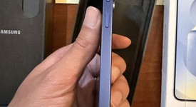 Mint
													Samsung Galaxy S25 - Unlocked, Navy Blue, 256 GB, 12 GB, SM-S931U1, photo 5 of 8