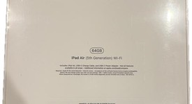 New
													Apple iPad Air 5th Gen - Wi-Fi, Starlight, 64 GB, A2588, photo 3 of 8