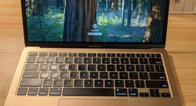 Good
													MacBook Air 2020 - 13" - I5, Gold, 512 GB, 8 GB, photo 2 of 13