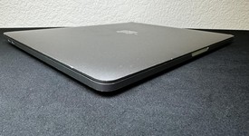 Fair
													MacBook Pro 2018 (With Touch Bar) - 13" - I5, Gray, 256 GB, 8 GB, photo 4 of 7