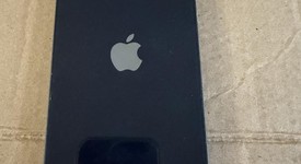 Mint
													Apple iPhone 13 - Unlocked, Midnight, 128 GB, A2482, photo 2 of 9