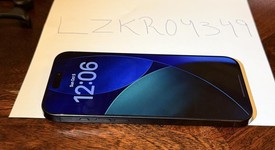 Mint
													Apple iPhone 16 Pro Max - Unlocked, Black, 512 GB, A3084, photo 3 of 7