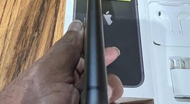 Mint
													Apple iPhone 11 - Unlocked, Black, 64 GB, A2111, photo 5 of 10