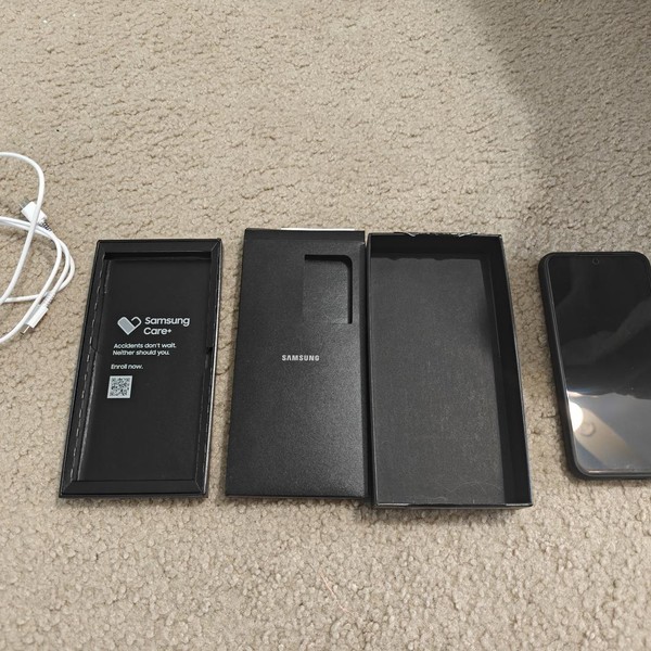 Samsung Galaxy S24 FE - Unlocked, 256 GB, Graphite, SM-S721U1