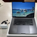 Good MacBook Pro Late 2023 (M3) - 16 inch - 512 GB, Black, 36 GB, Apple M3 Pro 12-core, 18-core GPU