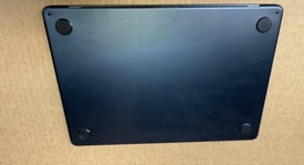 Fair
													MacBook Air 2022 - 13" - Apple M2, Midnight, 256 GB, 8 GB, photo 2 of 9