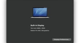 Good
													MacBook Pro 2016 (With Touch Bar) - 15" - Silver, 512 GB, 16 GB, photo 4 of 13