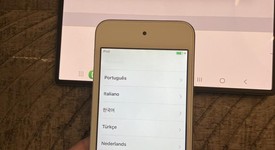 Mint
													Apple iPod Touch 6th Gen - Wi-Fi, Silver, 16 GB, photo 1 of 8