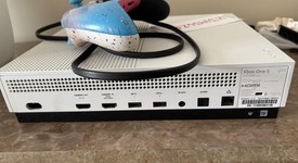 Good
													Xbox One S (2016) - White, 500 GB, photo 1 of 5