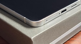 Good
													Samsung Galaxy S25 Edge - Xfinity, Silver, 256 GB, 12 GB, SM-S937U, photo 4 of 13