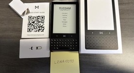 Mint
													Minimal Phone - Unlocked, Onyx, 128 GB, 6 GB, photo 1 of 7