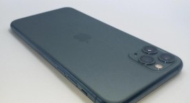 Good
													Apple iPhone 11 Pro Max - AT&T, Green, 64 GB, A2161, photo 3 of 5
