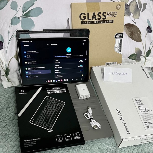 Samsung Galaxy Tab S9 - Wi-Fi, Graphite, 128 GB, 8 GB, SM-X710