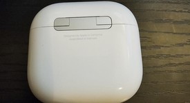 Used
													Apple AirPods 4th Gen - Active Noise Cancellation, photo 3 of 4