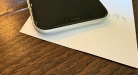 Good
													Apple iPhone Xr - AT&T, White, 128 GB, A1984, photo 3 of 6