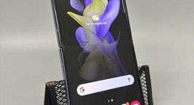 Good
													Samsung Galaxy Z Flip4 5G - AT&T, Purple, 128 GB, 8 GB, SM-F721U, photo 1 of 8