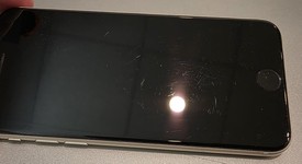 Good
													Apple iPhone SE 3rd Gen 2022 - Unlocked, Starlight, 256 GB, A2595, photo 5 of 6