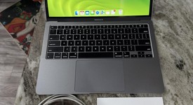 Good
													MacBook Air 2020 - 13" - I7, Silver, 256 GB, 16 GB, photo 1 of 5
