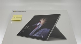 New
													Microsoft Surface Pro 5 (2017) - Wi-Fi, Silver, 128 GB, 4 GB, photo 2 of 2