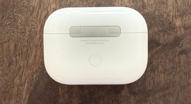 Used
													Apple AirPods Pro 2 - Lightning, photo 3 of 5